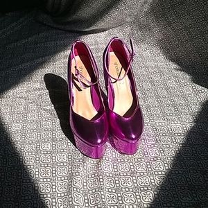 Gorgeous Magenta heels (about 6.5 inches)